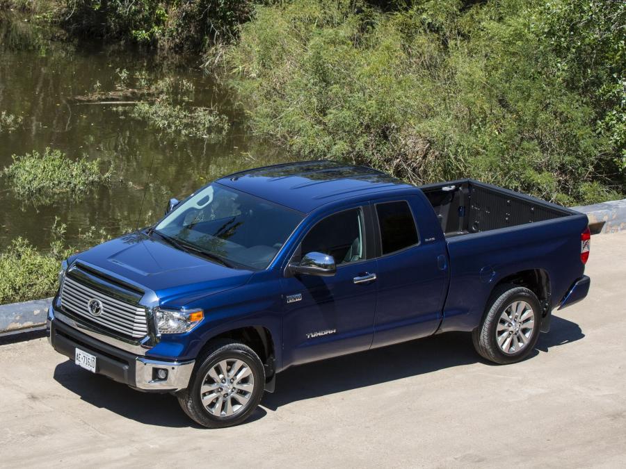  Toyota Tundra Double Cab Limited 2013 года  (фото 4 из 10)